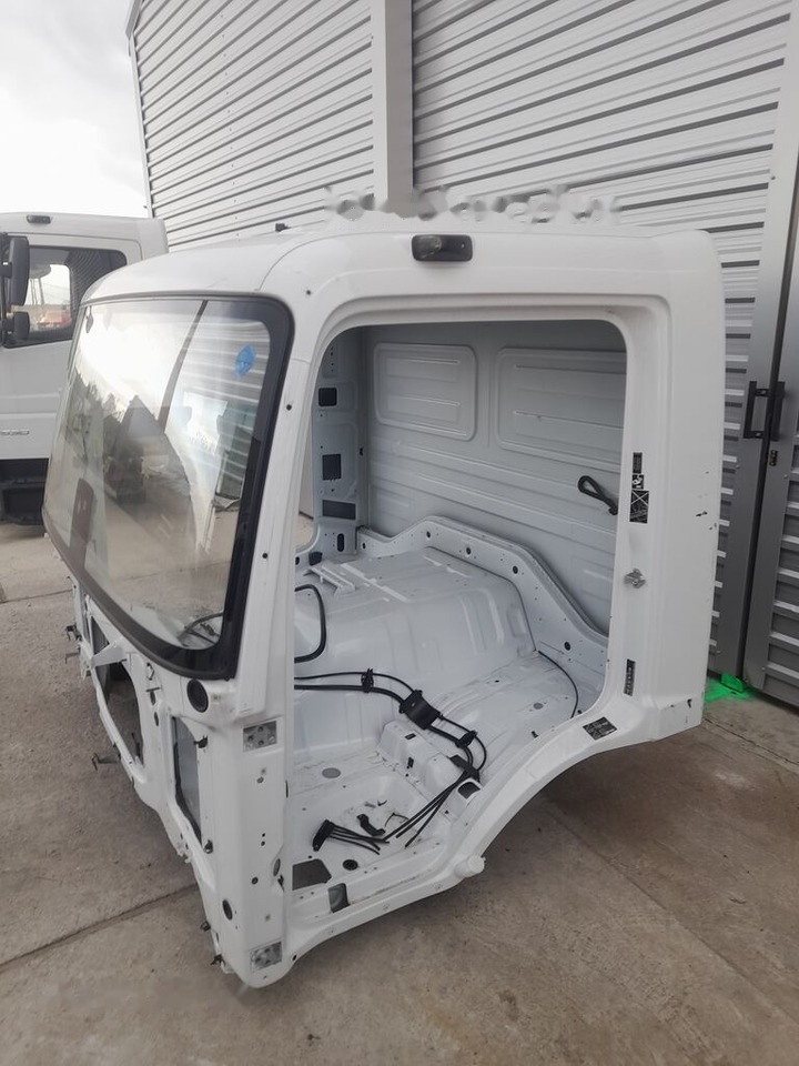 Mercedes-Benz Atego truck - Кабина для Грузовиков: фото 3 Mercedes-Benz Atego truck - Кабина для Грузовиков: фото 3