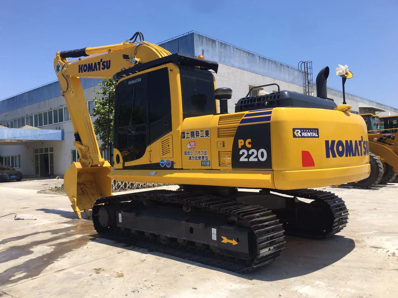 Komatsu Pre-Owned Komatsu PC220-8 Digger – SAA6D107E Engine, 164HP, 6.9m Dig Depth, Low Fuel Use - Гусеничный экскаватор: фото 3 Komatsu Pre-Owned Komatsu PC220-8 Digger – SAA6D107E Engine, 164HP, 6.9m Dig Depth, Low Fuel Use - Гусеничный экскаватор: фото 3