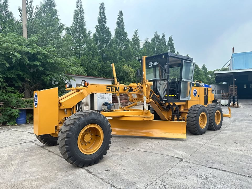 SEM 919 Motor Grader Used Condition - Грейдер: фото 3 SEM 919 Motor Grader Used Condition - Грейдер: фото 3