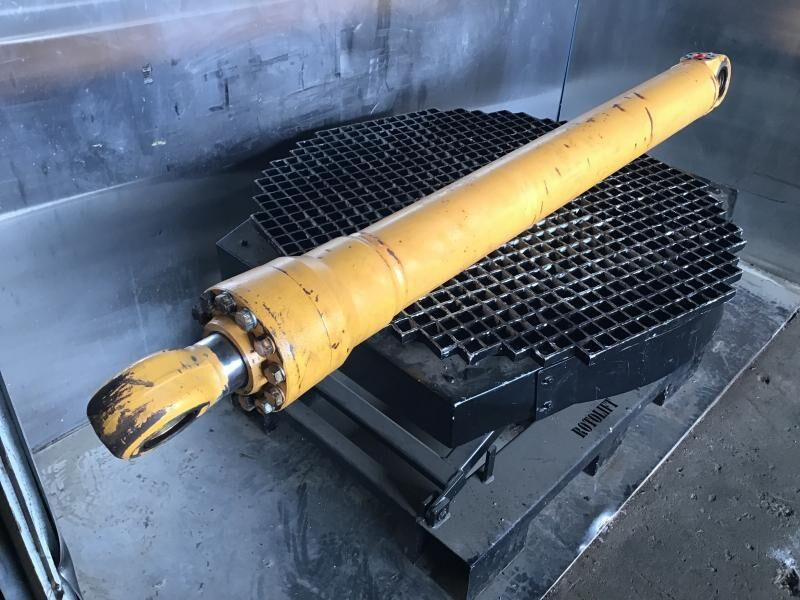 Liebherr A914 Li / A914B Li / R914 - Гидравлический цилиндр: фото 3 Liebherr A914 Li / A914B Li / R914 - Гидравлический цилиндр: фото 3