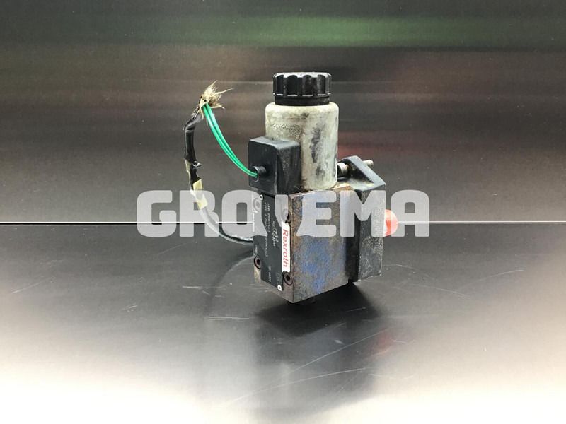 Liebherr A934B Li / R902 Li - Гидравлика: фото 1 Liebherr A934B Li / R902 Li - Гидравлика: фото 1