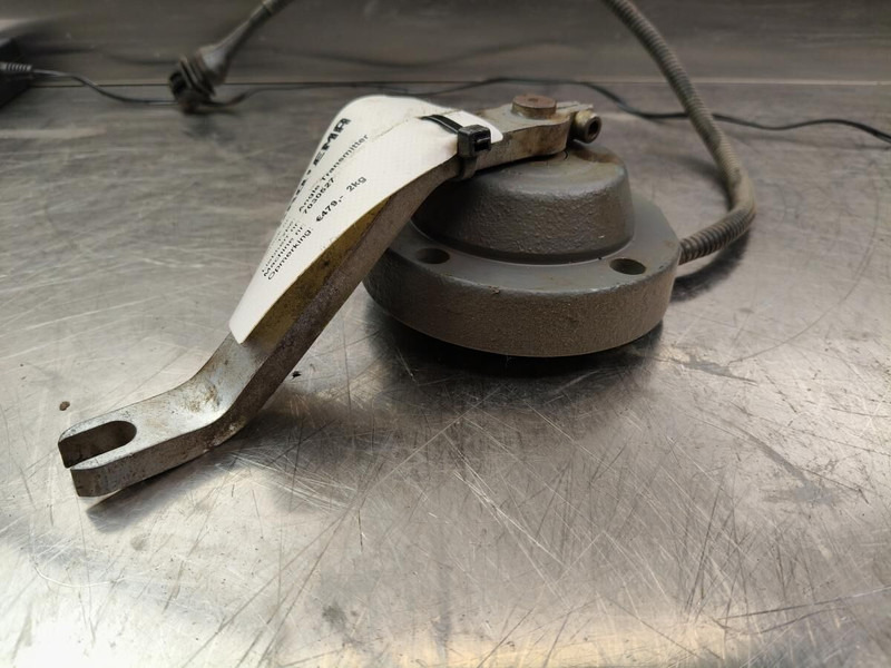 Liebherr Angle Transmitter - Кузов и экстерьер: фото 1 Liebherr Angle Transmitter - Кузов и экстерьер: фото 1