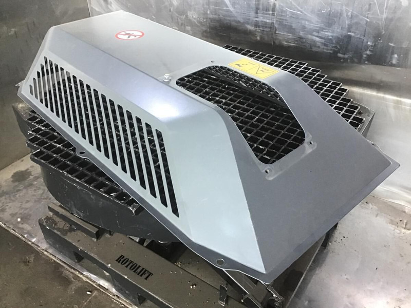 Liebherr Bonnet Right - Капот: фото 1 Liebherr Bonnet Right - Капот: фото 1