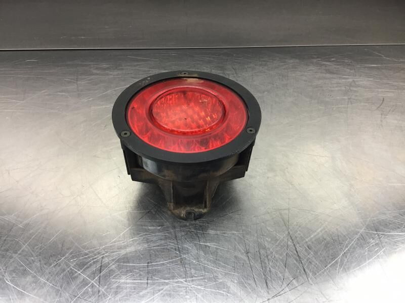 Liebherr LH35 M / LH50 M / LH40 M / LH50 MHR / LH35 MT - Задний фонарь: фото 1 Liebherr LH35 M / LH50 M / LH40 M / LH50 MHR / LH35 MT - Задний фонарь: фото 1