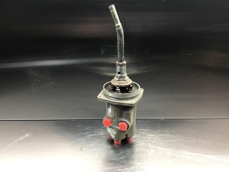 Liebherr Pilot Control Unit - Рычаг переключения передач: фото 1 Liebherr Pilot Control Unit - Рычаг переключения передач: фото 1