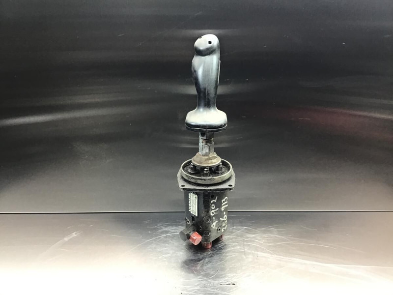 Liebherr Pilot Control Unit - Рычаг переключения передач: фото 1 Liebherr Pilot Control Unit - Рычаг переключения передач: фото 1