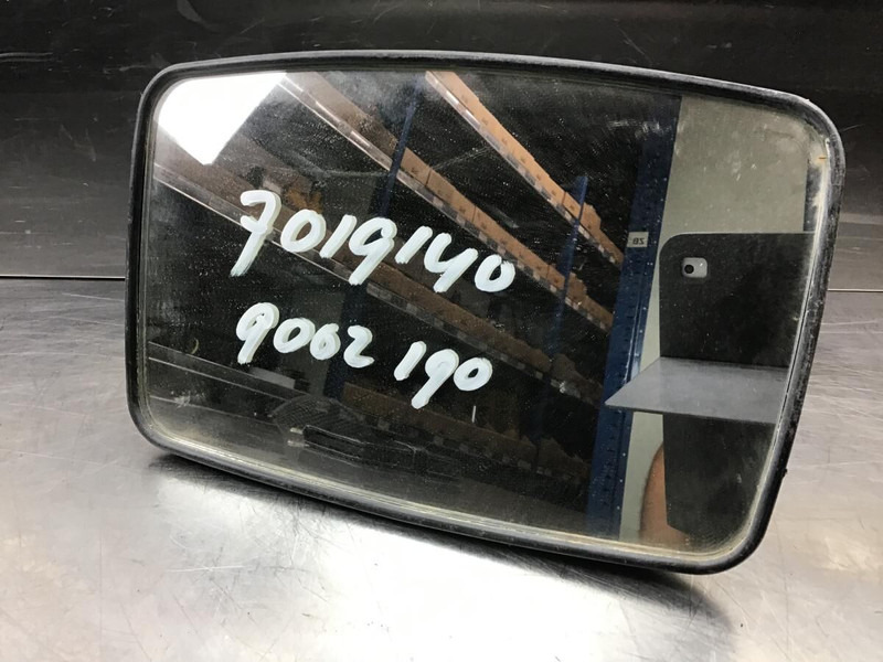 Liebherr R900 Li / R914B / R912 Li / R904 / R902 Li / R922 / R950 / A904C Li / A904 Li / A904 INDUSTRIAL / A902 Li / A900C Li / A900B Li - Зеркало заднего вида: фото 1 Liebherr R900 Li / R914B / R912 Li / R904 / R902 Li / R922 / R950 / A904C Li / A904 Li / A904 INDUSTRIAL / A902 Li / A900C Li / A900B Li - Зеркало заднего вида: фото 1