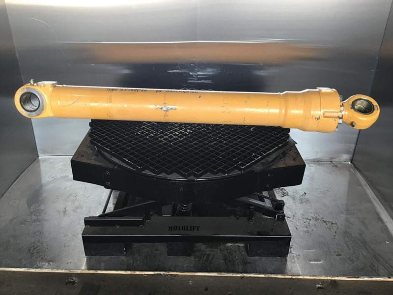 Liebherr R944C Li - Гидравлический цилиндр: фото 1 Liebherr R944C Li - Гидравлический цилиндр: фото 1