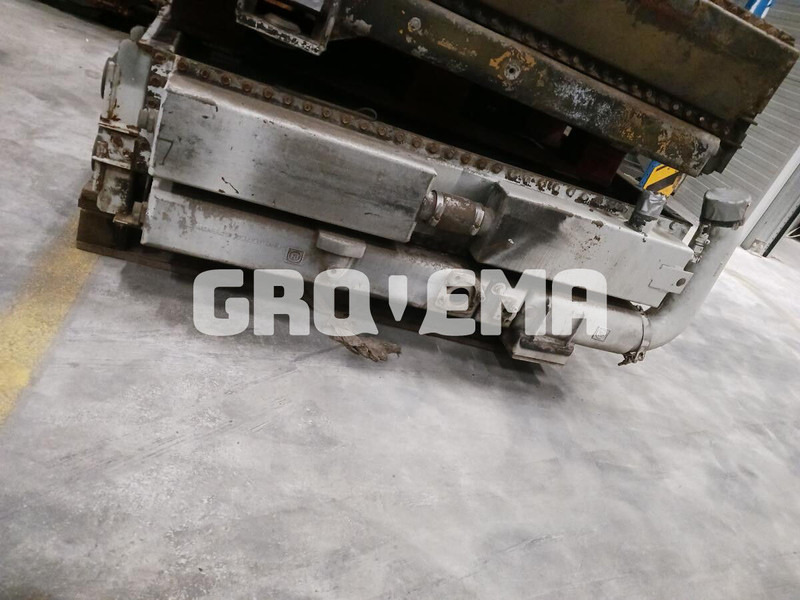 Liebherr R954B / A954 Li / A954B Li / R954 - Радиатор: фото 1 Liebherr R954B / A954 Li / A954B Li / R954 - Радиатор: фото 1