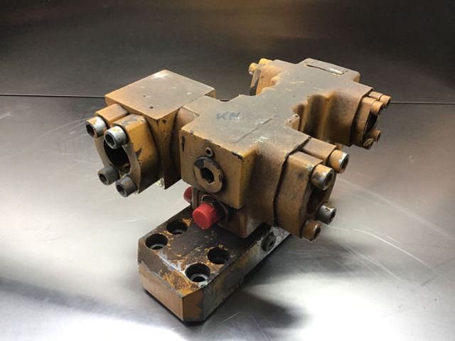 Liebherr Safety Valve - Гидравлика: фото 1 Liebherr Safety Valve - Гидравлика: фото 1