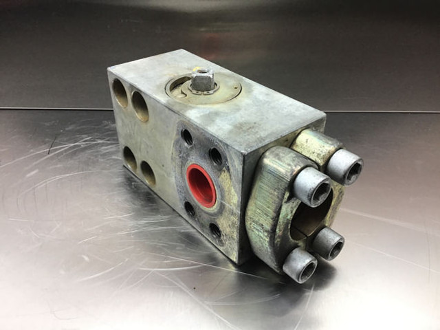 Liebherr Safety Valve - Клапан: фото 3 Liebherr Safety Valve - Клапан: фото 3