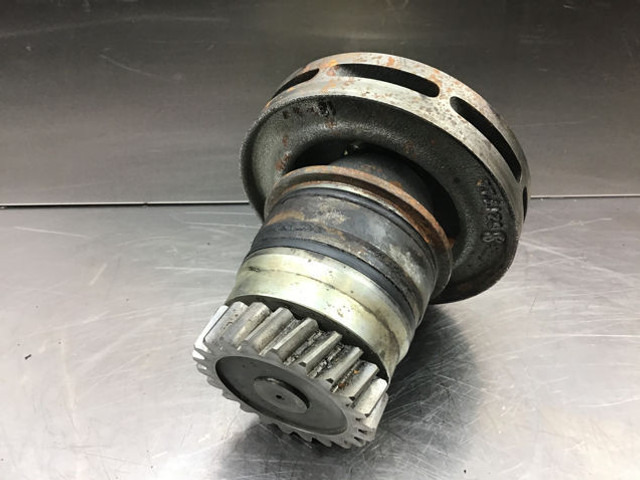 Liebherr Waterpump - Помпа: фото 4 Liebherr Waterpump - Помпа: фото 4