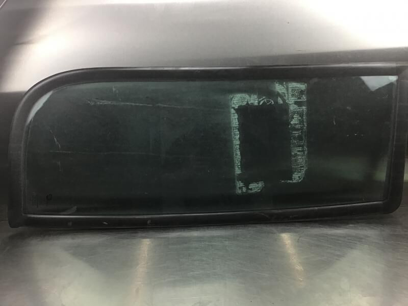 Liebherr Window Glass - Стекло и запчасти: фото 1 Liebherr Window Glass - Стекло и запчасти: фото 1