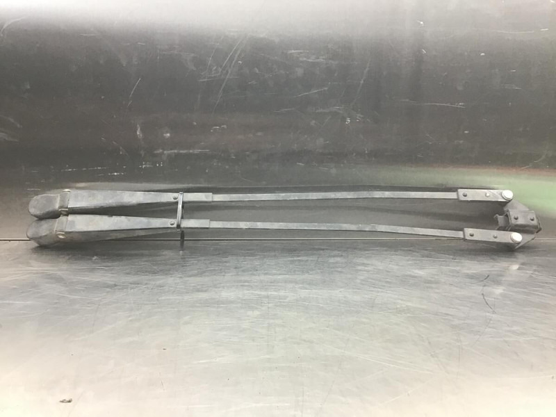 Liebherr Wiper Arm - Щетка стеклоочистителя: фото 1 Liebherr Wiper Arm - Щетка стеклоочистителя: фото 1