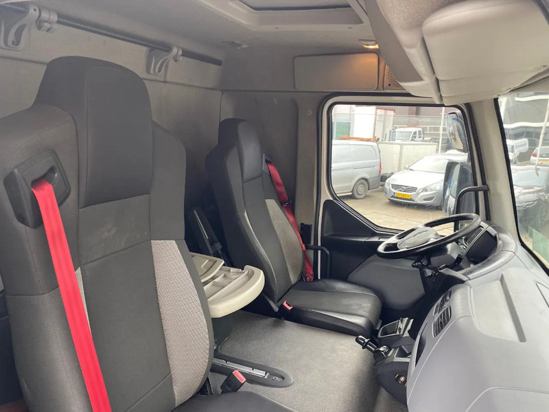 Грузовик с закрытым кузовом Renault D16.280 / Closed Box / Automatic / Euro 6: фото 10 Грузовик с закрытым кузовом Renault D16.280 / Closed Box / Automatic / Euro 6: фото 10