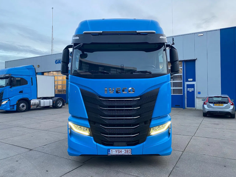 Iveco S-WAY 460 / Intarder / 2x Tank / Euro 6 - Тягач: фото 2 Iveco S-WAY 460 / Intarder / 2x Tank / Euro 6 - Тягач: фото 2