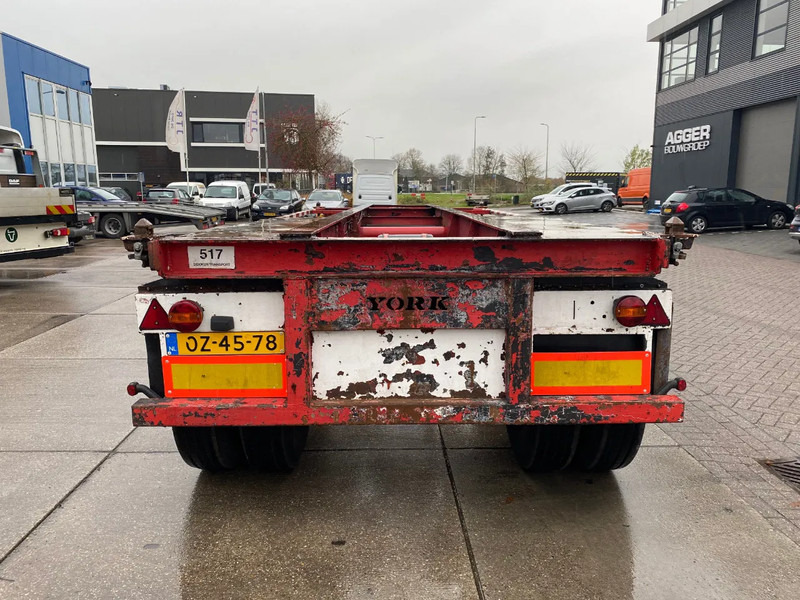 York 20 FT Chassis / Steel Suspension / Double Air - Полуприцеп-контейнеровоз/ Сменный кузов: фото 2 York 20 FT Chassis / Steel Suspension / Double Air - Полуприцеп-контейнеровоз/ Сменный кузов: фото 2