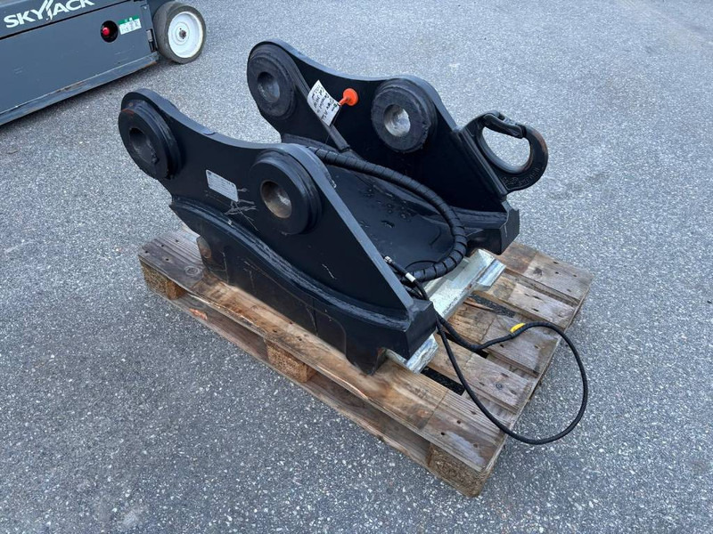 Cat S 80 Quick Coupler - Сцепное устройство для Строительной техники: фото 3 Cat S 80 Quick Coupler - Сцепное устройство для Строительной техники: фото 3