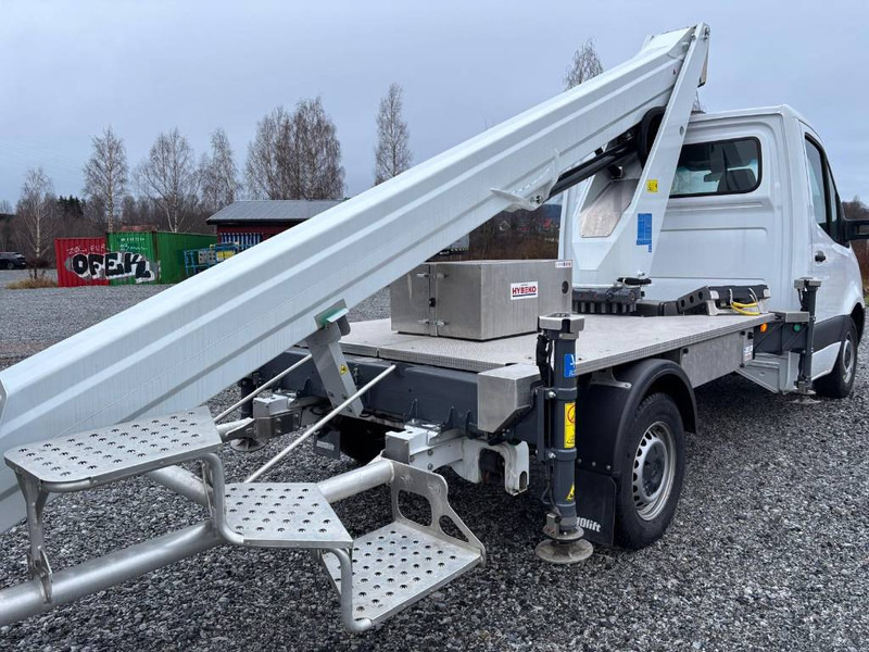 Грузовик с подъемником Mercedes-Benz Dino 230VTH: фото 18 Грузовик с подъемником Mercedes-Benz Dino 230VTH: фото 18