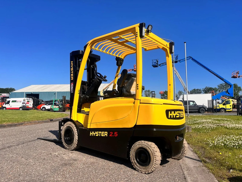 Hyster J2.5XN - Электропогрузчик: фото 4 Hyster J2.5XN - Электропогрузчик: фото 4