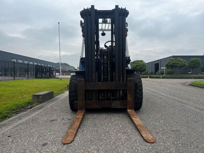 Mitsubishi FD40 - Дизельный погрузчик: фото 4 Mitsubishi FD40 - Дизельный погрузчик: фото 4