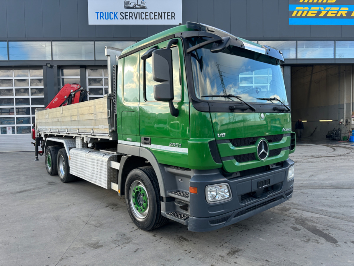 MERCEDES 2551 V8 6x2 Fassi 185-5 Bj.2020 - Самосвал, Автоманипулятор: фото 3 MERCEDES 2551 V8 6x2 Fassi 185-5 Bj.2020 - Самосвал, Автоманипулятор: фото 3