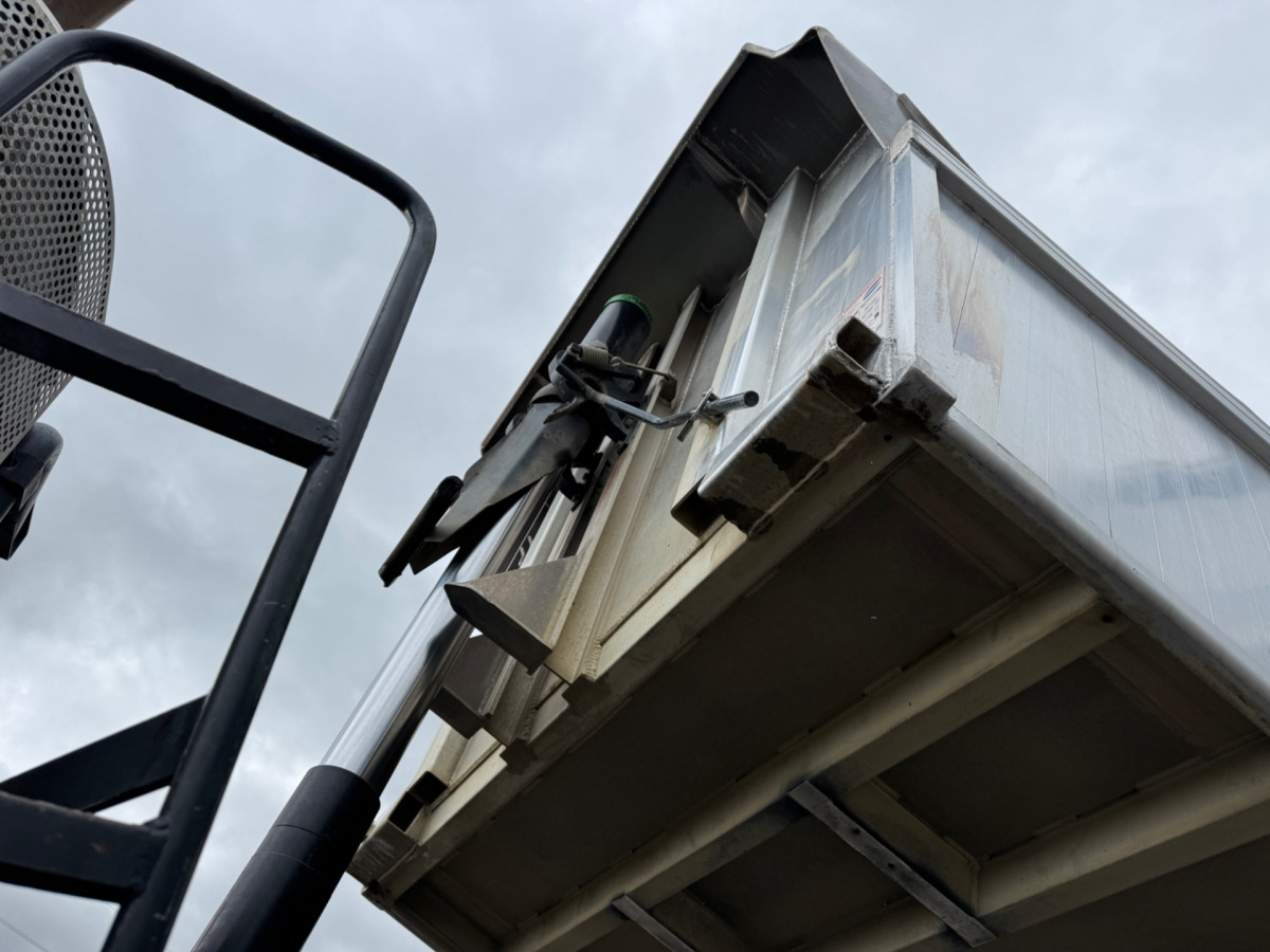 MERCEDES Actros 3248 8x4 Rückwärtskipper - Самосвал: фото 4 MERCEDES Actros 3248 8x4 Rückwärtskipper - Самосвал: фото 4