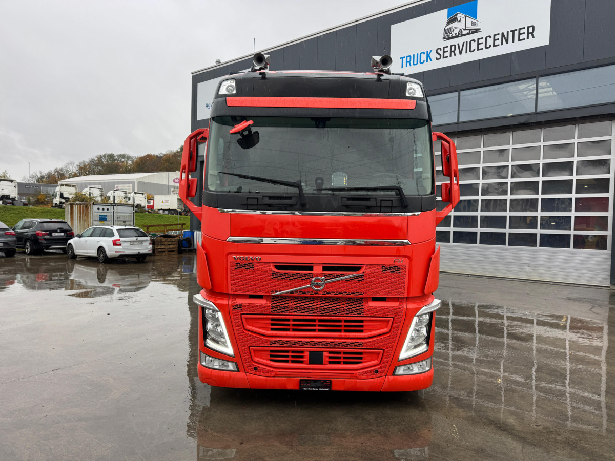 VOLVO FH-500 4x2 3-Meter Innenhöhe - Тентованный грузовик: фото 2 VOLVO FH-500 4x2 3-Meter Innenhöhe - Тентованный грузовик: фото 2