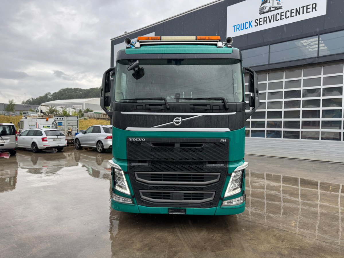 VOLVO FH-540 6x2 Tajfun L300Z - Лесовоз, Автоманипулятор: фото 2 VOLVO FH-540 6x2 Tajfun L300Z - Лесовоз, Автоманипулятор: фото 2