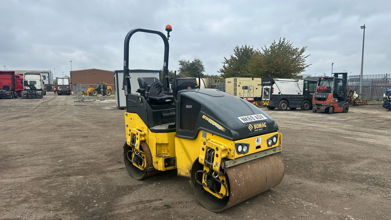 BOMAG BW120AD-5 - Дорожный каток: фото 1 BOMAG BW120AD-5 - Дорожный каток: фото 1