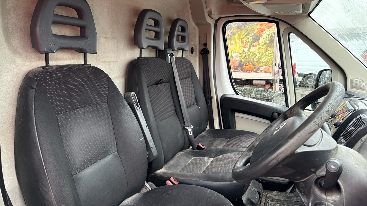 Цельнометаллический фургон CITROEN RELAY 35 2.2 HDI 130PS: фото 8