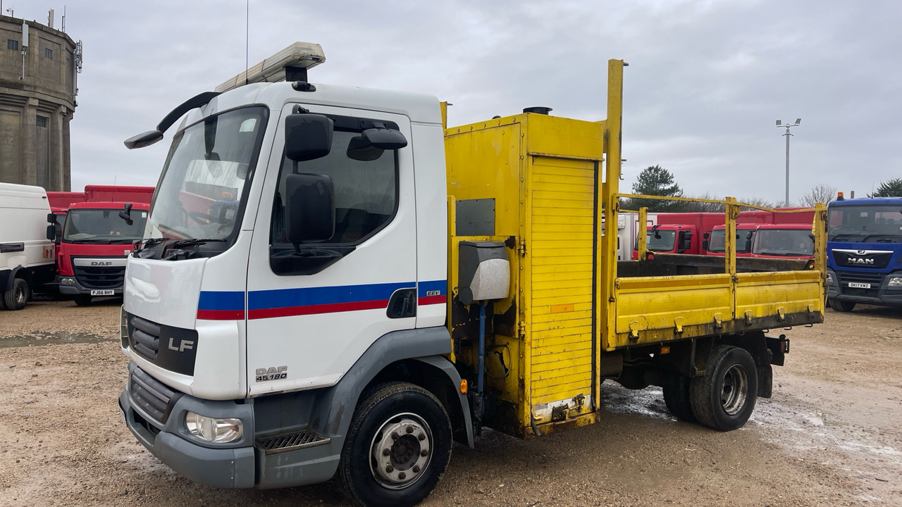 DAF LF 45.180 - Самосвал: фото 2 DAF LF 45.180 - Самосвал: фото 2