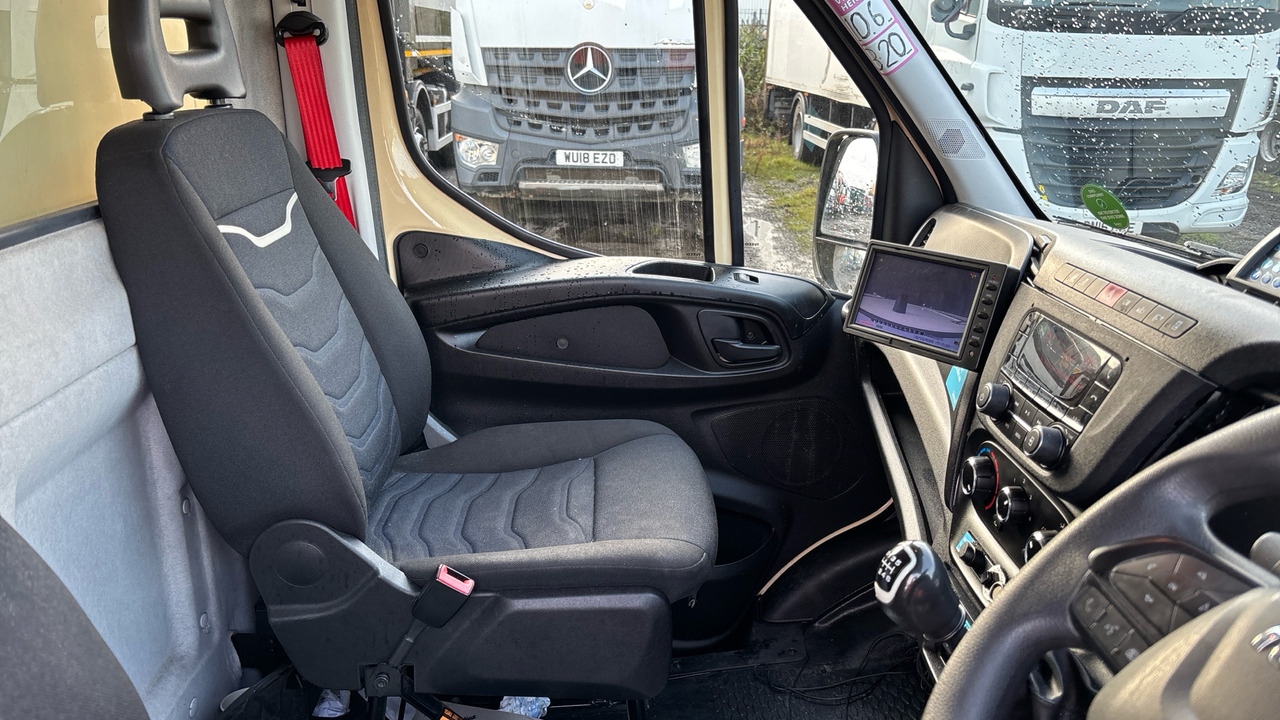 Фургон-рефрижератор IVECO DAILY 35-120 2.3  4100 WB Hi-Matic: фото 8