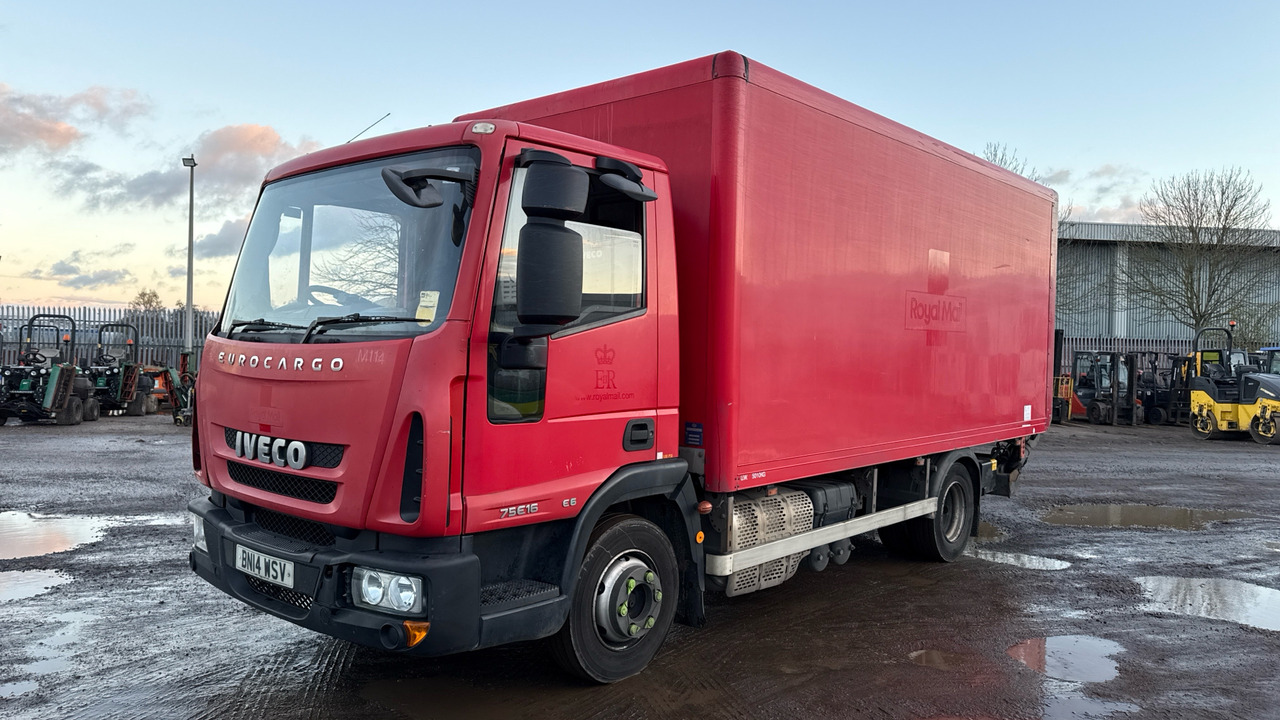 Iveco Eurocargo 75E16 - Грузовик с закрытым кузовом: фото 2 Iveco Eurocargo 75E16 - Грузовик с закрытым кузовом: фото 2