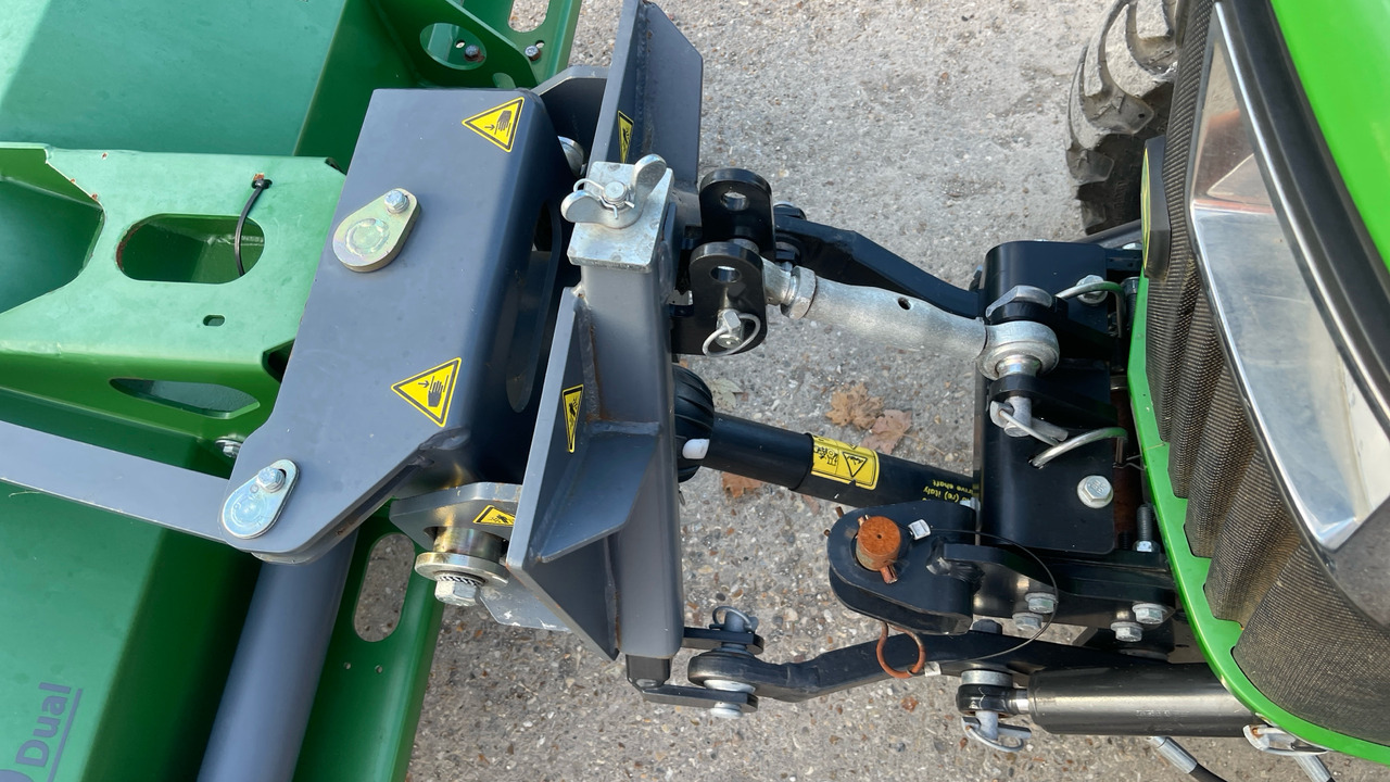 Трактор JOHN DEERE 2038R: фото 13