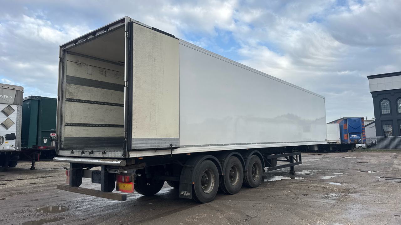 GRAY ADAMS FRIDGE BOX - Прицеп: фото 5 GRAY ADAMS FRIDGE BOX - Прицеп: фото 5