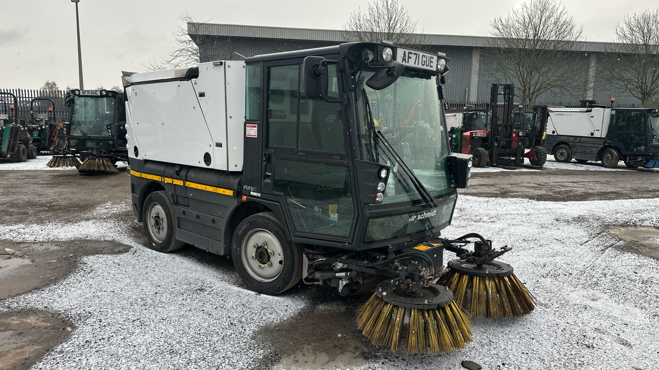 SCHMIDT SWINGO 200 - Подметально-уборочная машина: фото 1 SCHMIDT SWINGO 200 - Подметально-уборочная машина: фото 1
