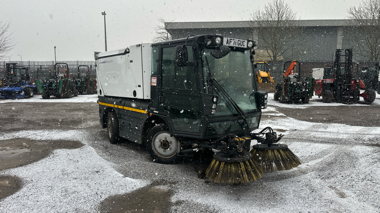 SCHMIDT SWINGO 200 - Подметально-уборочная машина: фото 1 SCHMIDT SWINGO 200 - Подметально-уборочная машина: фото 1