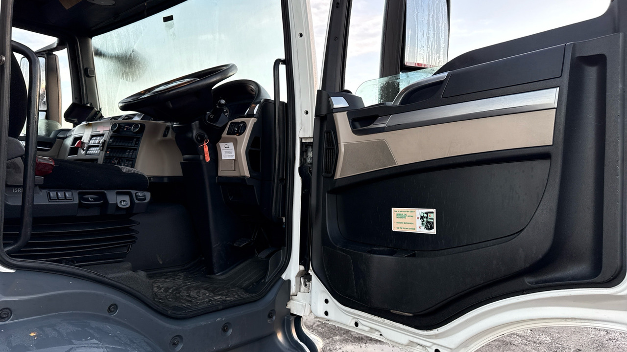 MAN TGS 24.420 - Тягач: фото 5 MAN TGS 24.420 - Тягач: фото 5