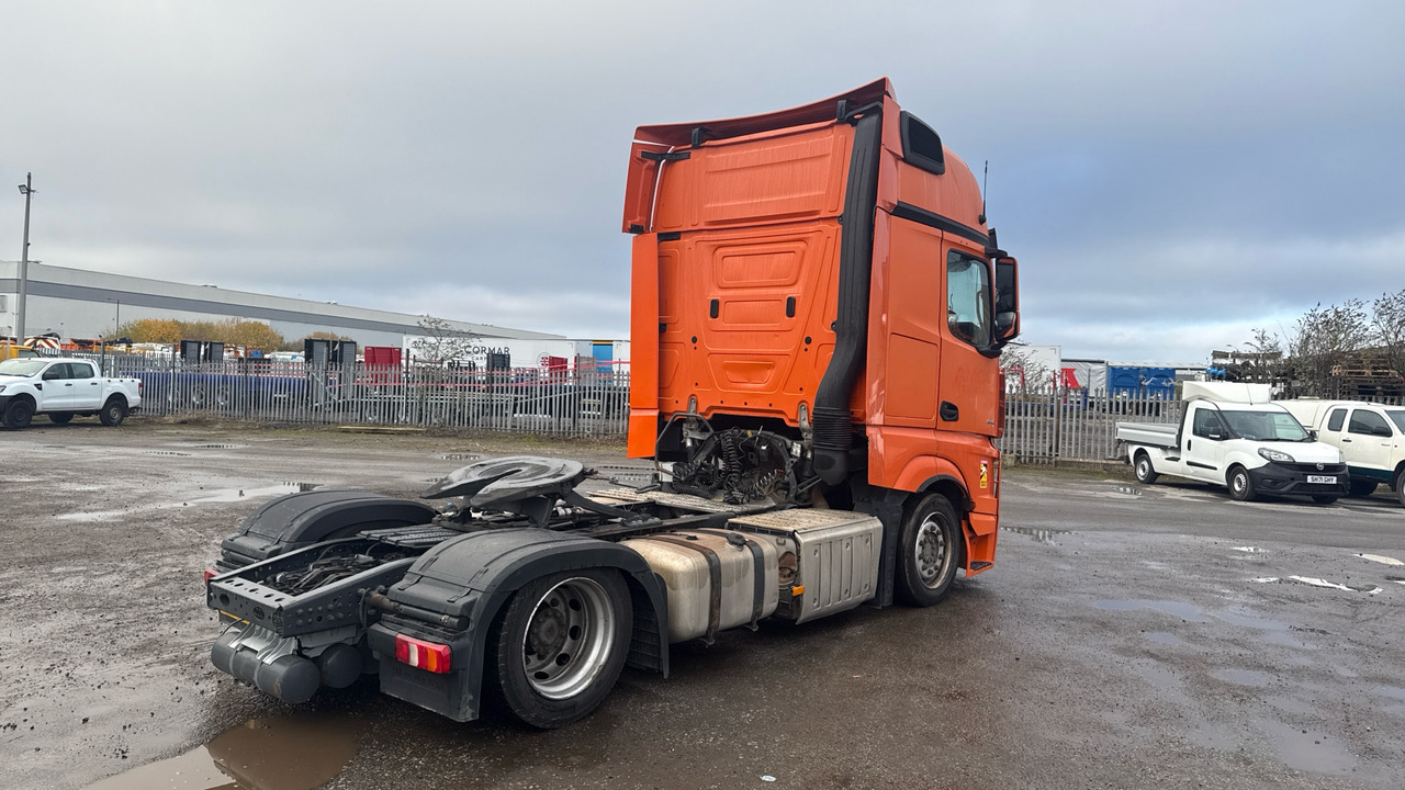MERCEDES-BENZ ACTROS 1845 - Тягач: фото 4 MERCEDES-BENZ ACTROS 1845 - Тягач: фото 4