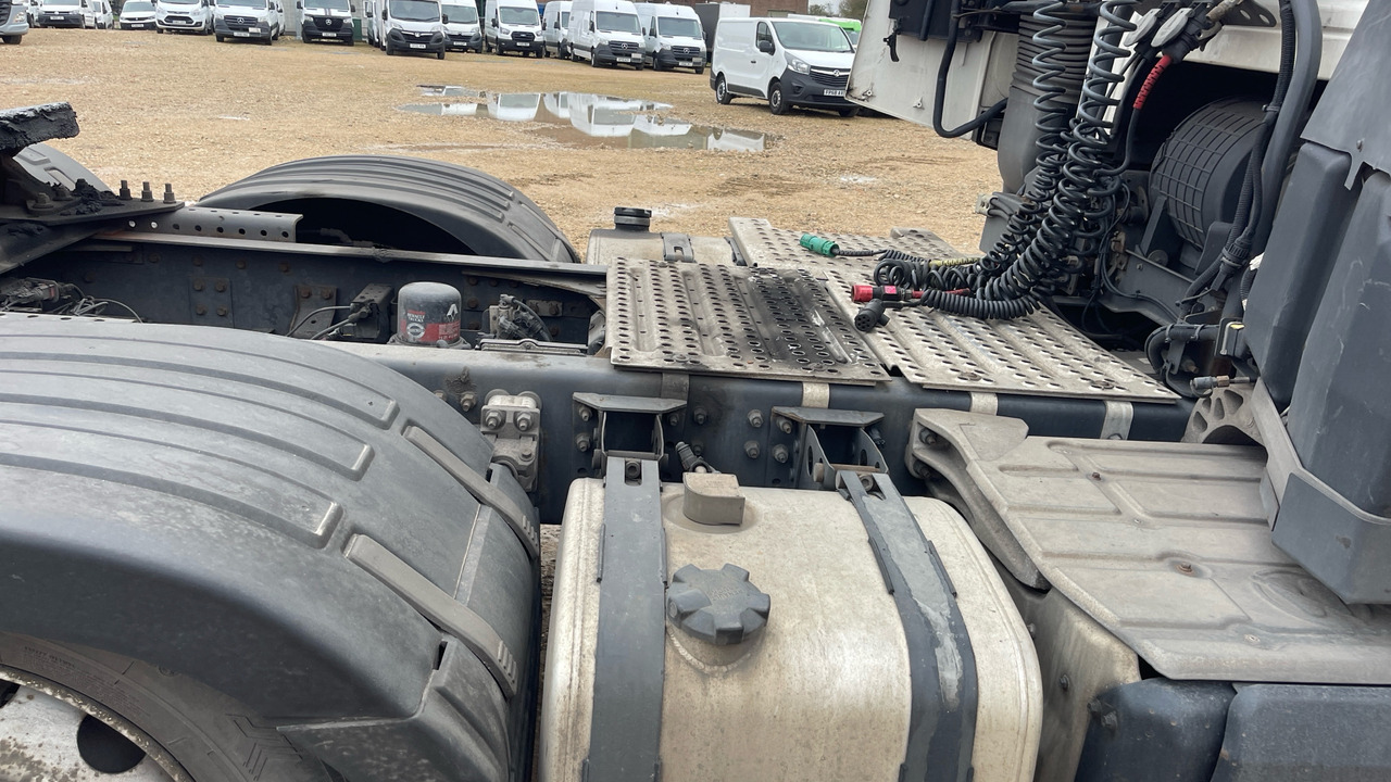 Тягач RENAULT T 460: фото 14