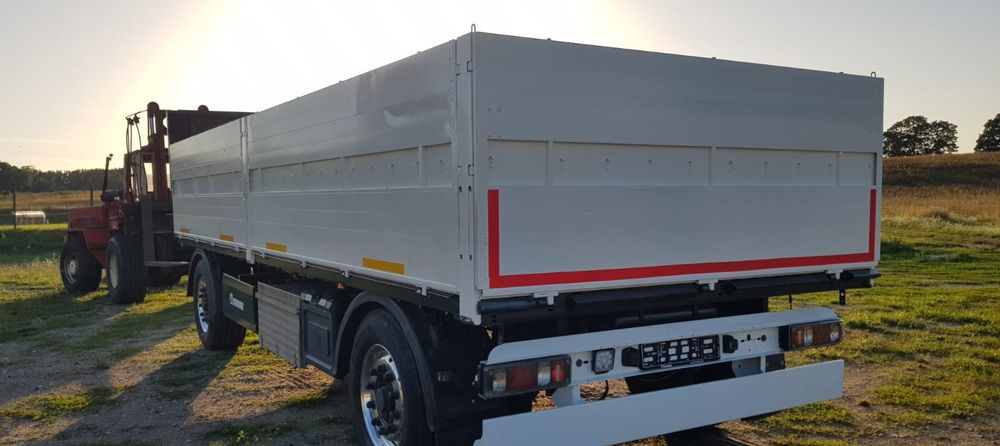 Krone Budowlana Skrzynia Odnowiona - Прицеп бортовой/ Платформа: фото 2 Krone Budowlana Skrzynia Odnowiona - Прицеп бортовой/ Платформа: фото 2