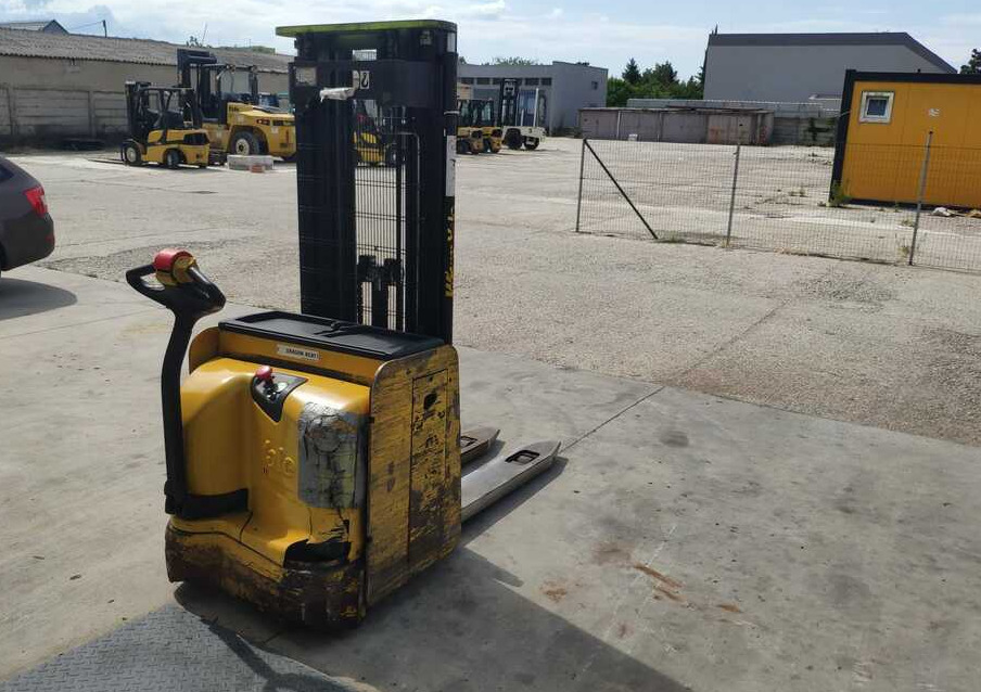 Yale MS16 AC - Штабелер: фото 4 Yale MS16 AC - Штабелер: фото 4