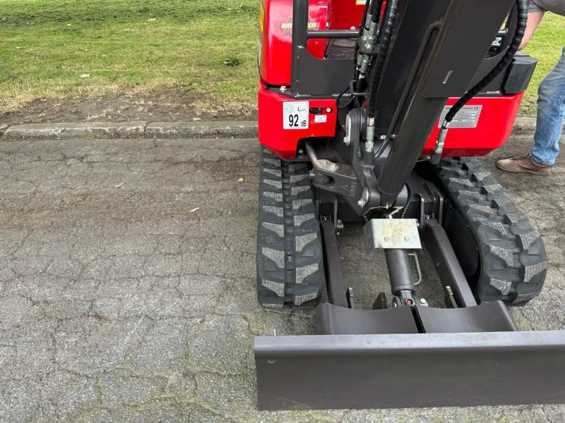 Rhino Rhinoceros XN18 - Мини-экскаватор: фото 4 Rhino Rhinoceros XN18 - Мини-экскаватор: фото 4