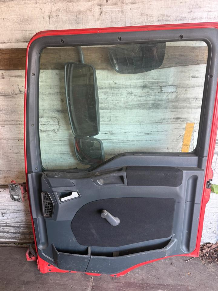 MAN TGM Beifahrertür Rot Spiegel Innenverkleidung LN 66 - Дверь и запчасти для Грузовиков: фото 2 MAN TGM Beifahrertür Rot Spiegel Innenverkleidung LN 66 - Дверь и запчасти для Грузовиков: фото 2