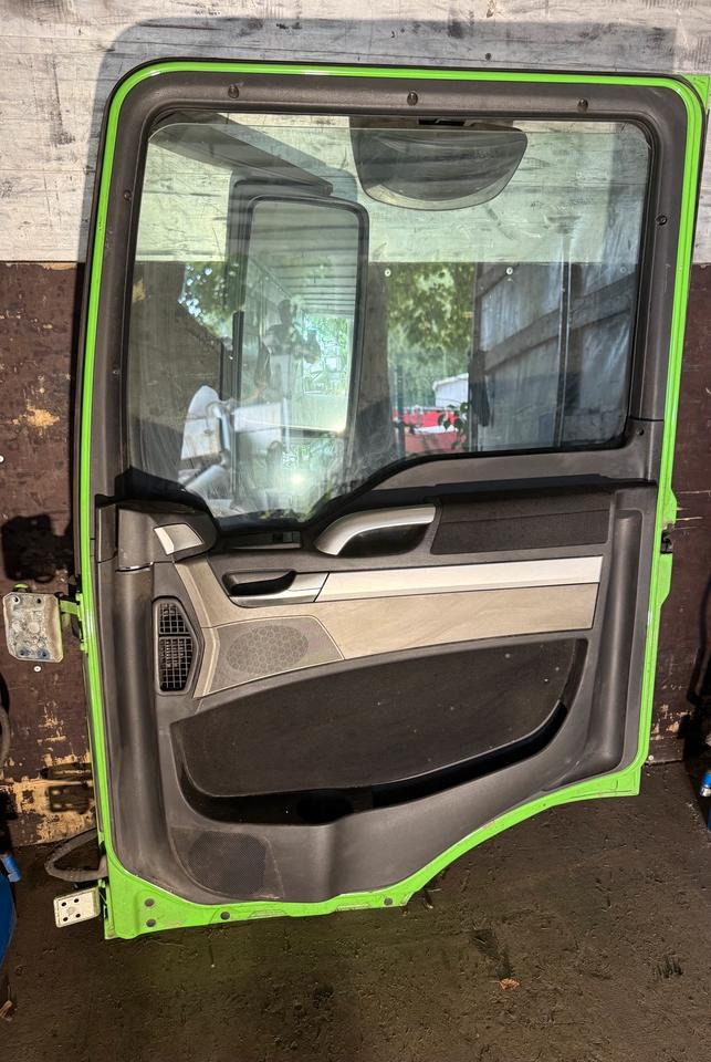 MAN TGS EU6 Beifahrertür Grün Spiegel Innenverkleidung LN 52 - Дверь и запчасти для Грузовиков: фото 2 MAN TGS EU6 Beifahrertür Grün Spiegel Innenverkleidung LN 52 - Дверь и запчасти для Грузовиков: фото 2