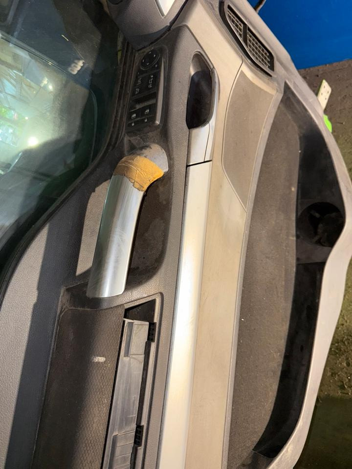 MAN TGS EU6 Fahrertür Grün Spiegel Innenverkleidung - Дверь и запчасти для Грузовиков: фото 4 MAN TGS EU6 Fahrertür Grün Spiegel Innenverkleidung - Дверь и запчасти для Грузовиков: фото 4