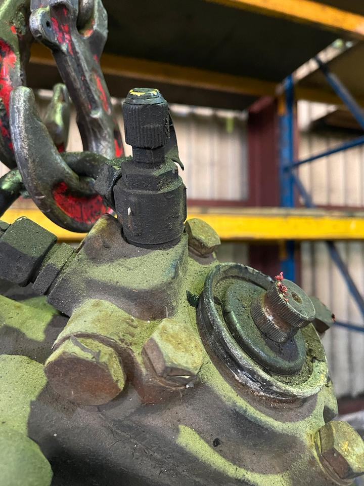 MAN TGS Lenkung Lenkgetriebe RBL 81462006494 - Рулевое управление для Грузовиков: фото 4 MAN TGS Lenkung Lenkgetriebe RBL 81462006494 - Рулевое управление для Грузовиков: фото 4