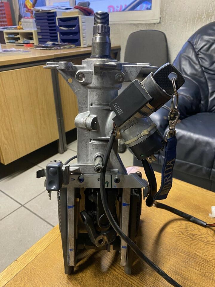 Mercedes Atego Lenksäule Lenkung mit Zündschloss & Schlüssel - Рулевая колонка для Грузовиков: фото 5 Mercedes Atego Lenksäule Lenkung mit Zündschloss & Schlüssel - Рулевая колонка для Грузовиков: фото 5