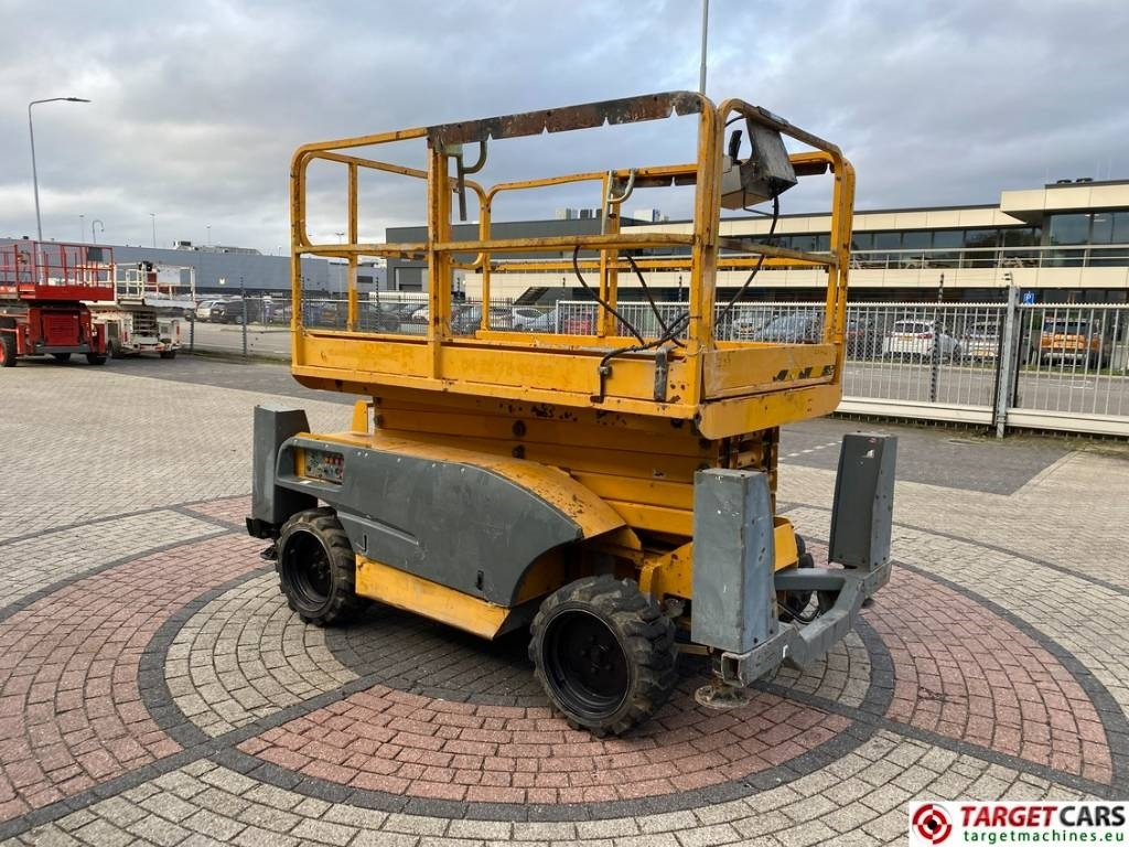 Haulotte Compact 12DX Diesel 4x4 Scissor Work Lift 1206cm - Ножничный подъемник: фото 2 Haulotte Compact 12DX Diesel 4x4 Scissor Work Lift 1206cm - Ножничный подъемник: фото 2